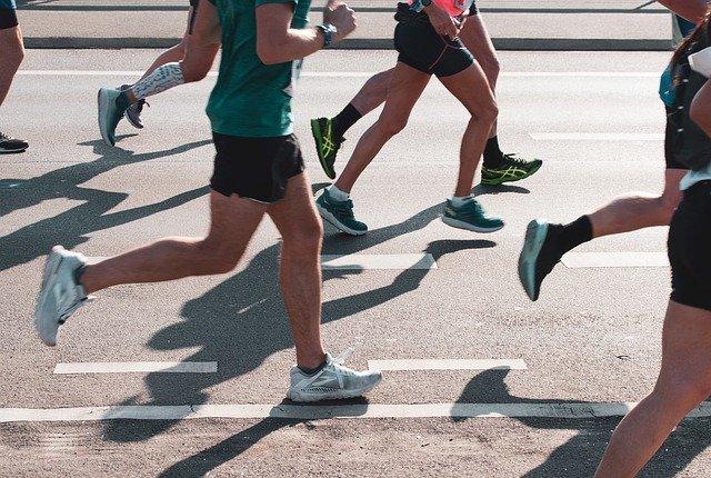 Race Against Hunger During the 43rd Annual Turkey Trot Chicago